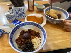 -沪西老弄堂面馆(定西路店)