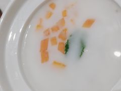 -香山湖家家宴(中山陵店)