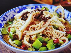 -钢管厂歆瑞源油卤串串香(春熙路太古里店)