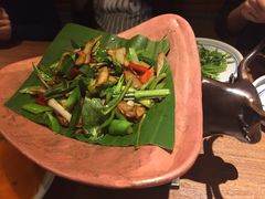 -云海肴·汽锅鸡·云南代表菜(天山百盛优客店)