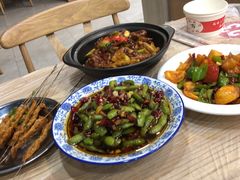 -江城燕子大排档(江汉路步行街店)