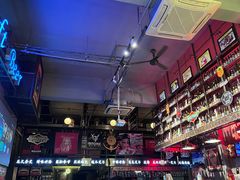 -阿拉道世界精酿啤酒坊(逸翠·尚府店)