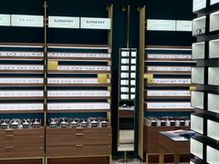 -LensCrafters亮视点(东方新天地店)