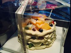 水果裸蛋糕-Rosy洛绮·蛋糕咖啡店