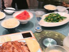 -德彪酒馆围炉串串