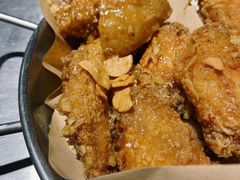 炸鸡翅一半一半-富乐满韩国正宗炸鸡韩国料理(虹泉路店)