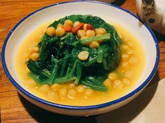 鹰嘴豆菠菜-纳瓦新疆菜(银都店)