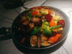 -巴厘龙虾·榜首油焖大虾(音乐学院·沿江酒馆店)