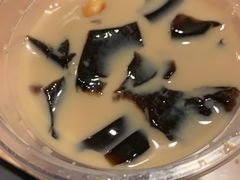 -八婆婆烧仙草(曾厝垵店)