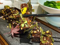 -嫩芽 ·地道重庆菜(十八梯露台夜景店)