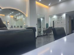 -CACA HAIR SALON