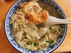 小馄饨-裕兴记·三虾面(西北街总店)