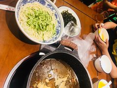 -亿诣蝎府炸酱面羊蝎子火锅(酷车小镇店)