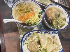 -长人馄饨铺(解放街店)