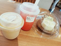 -有猫主题·治愈系猫咖(曾厝垵店)