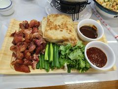 -一口猪海鲜浑锅·东北家常菜