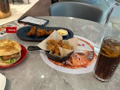 -必胜客餐厅(昆百大泰业城店)