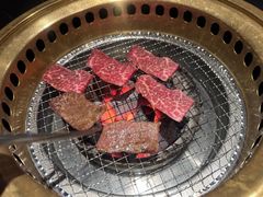 -山川小町·极番烧肉(新地假日广场店)