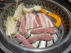 -木槿花韩式炭烤·熟成肉工坊(孙文东路店)