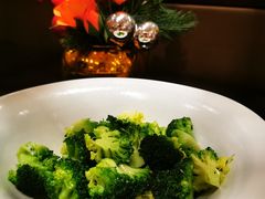 清炒西兰花-北京王府井希尔顿酒店·秦唐中餐厅Chynna