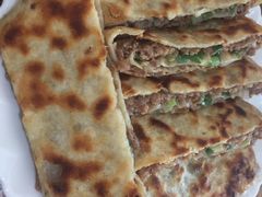 -溢心园香河肉饼总店