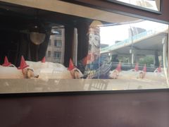 -沪小胖小龙虾(淮海中路旗舰店)