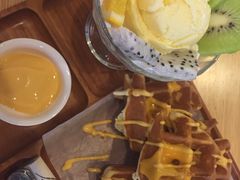 -猫的天空之城概念书店(杭州南宋御街店)