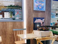 用餐区-满记甜品(巴黎春天宝山店)