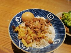 -红猪卤肉饭(大西洋美食城店)