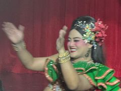 -金东尼人妖秀