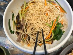 -云海肴·汽锅鸡·云南菜(天山百盛优客店)