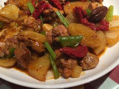 伊犁辣皮子烩大盘鸡-西贝莜面村(上海百联西郊店)