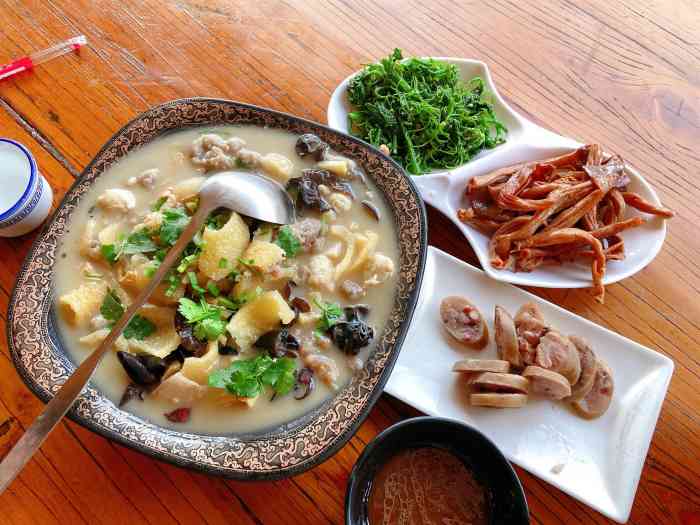 博爱杂拌王(果园路店)-"这家店进去就是凉拌菜区,都是一大盆一大盆.