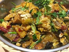 -拿渡麻辣香锅(世茂广场·工三店)