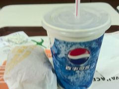 -华莱士·全鸡汉堡(湛江新华店)