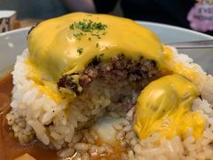 芝士牛肉汉堡咖喱饭-红小满休闲餐厅(十全街店)