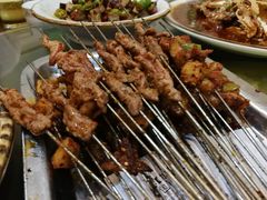 -六福烧烤酒馆(秦隆步行街店)