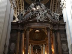 -皮拉尔圣母圣殿主教座堂