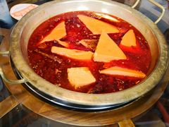 -小天鹅火锅·一线江景洪鼎旗舰店(洪崖洞店)
