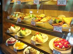 面包甜点陈列柜-漫咖啡(奥体店)