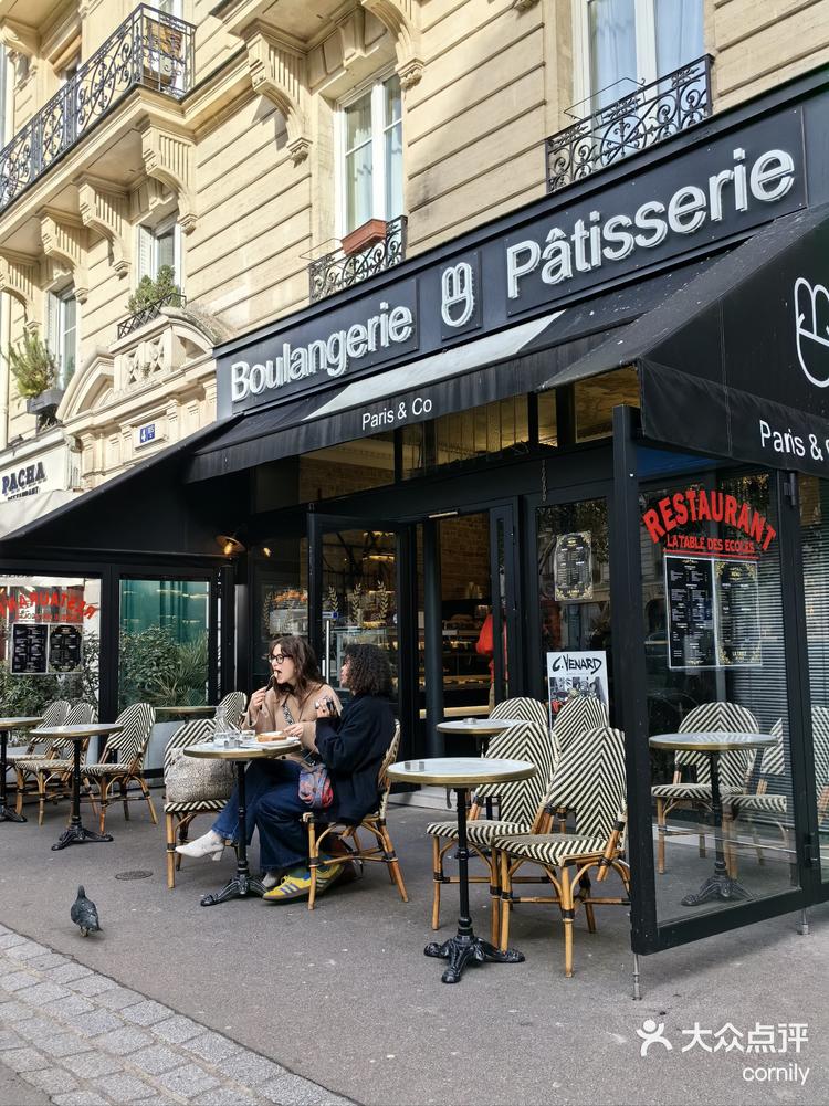 巴黎的街头随时一拍都是浪漫的瞬间