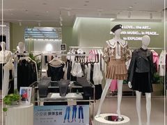 -京北大世界