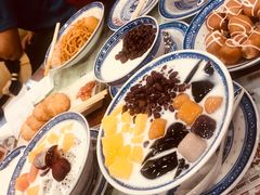 -赵记传承特色牛奶甜品(泉城广场店)