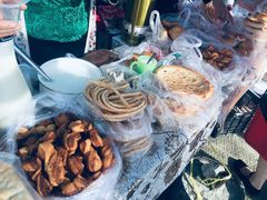 -布尔津河堤夜市