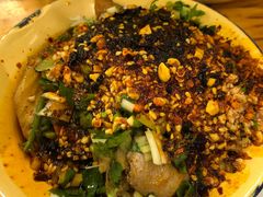 -拈签一笑黄牛肉辣卤串串