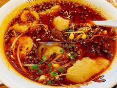 -渝是乎酸菜鱼·川渝小炒(新世界百货望京店)