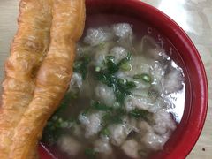 -张阿三馄饨店