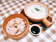 W生滚鱼片粥-新大咀港式茶餐厅(宝山万达店)