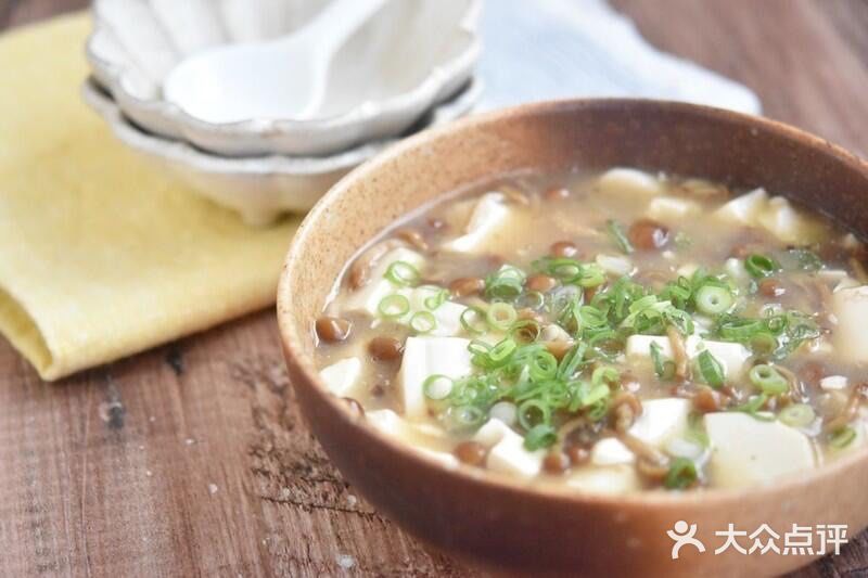 老少咸宜🌟簡易料理：蟹味菇豆腐羹🌟