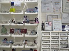 -诺柯视眼镜-蔡司依视路官方工厂店(淞南一店)